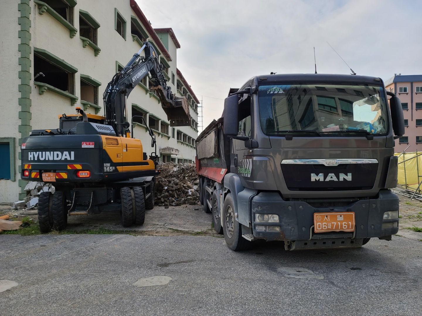 2000769928_vQiBxXT9_6c19dc19eb1261d7eae7d3a70217007cf4bae18c.jpg 이미지크게보기